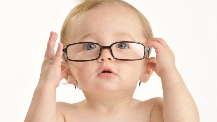baby-glasses-wallpaper_252073782